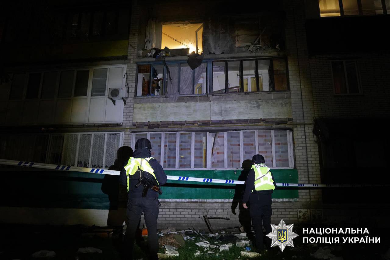 Вибух у київській багатоповерхівці: загинула особа, постраждала інша