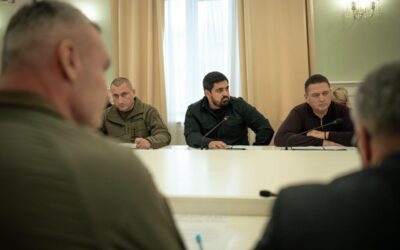 Корупційні схеми в Києві, нова цифрова перепустка для водіїв та відновлення інфраструктури: головне за 6 жовтня