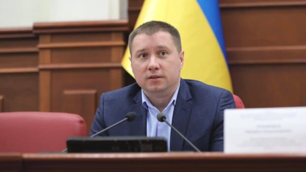 Терентьєв повертається: скандальний депутат знову очолив земельну комісію Київради