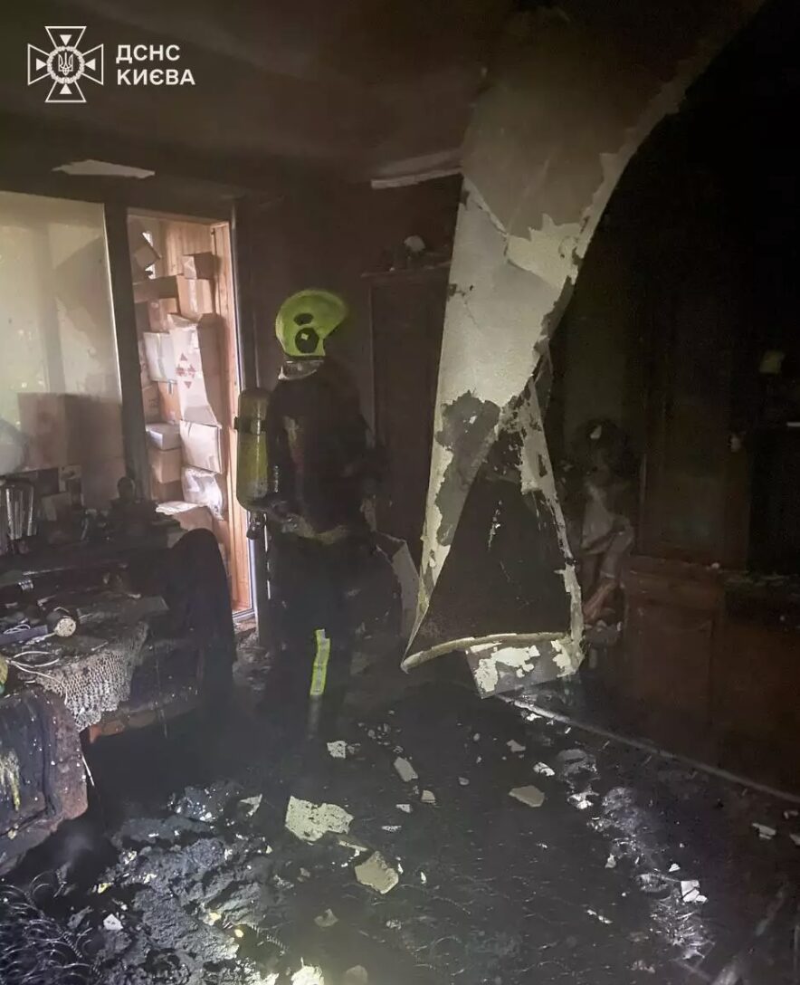 Пожежа на Печерську: загинула людина, рятувальники розслідують обставини