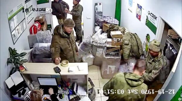 Суд виправдав російського окупанти у справі про мародерство на Київщині