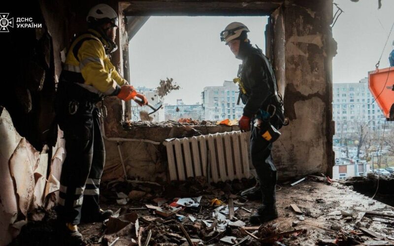Київ 14 листопада: масована атака росіян, 6 загиблих, затримання за хабар