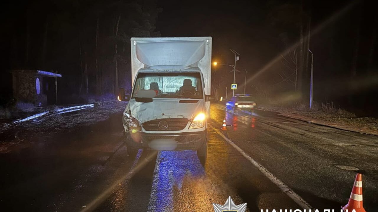 Смертельна ДТП на Вишгородщині: водій Mercedes збив пішохода (фото)