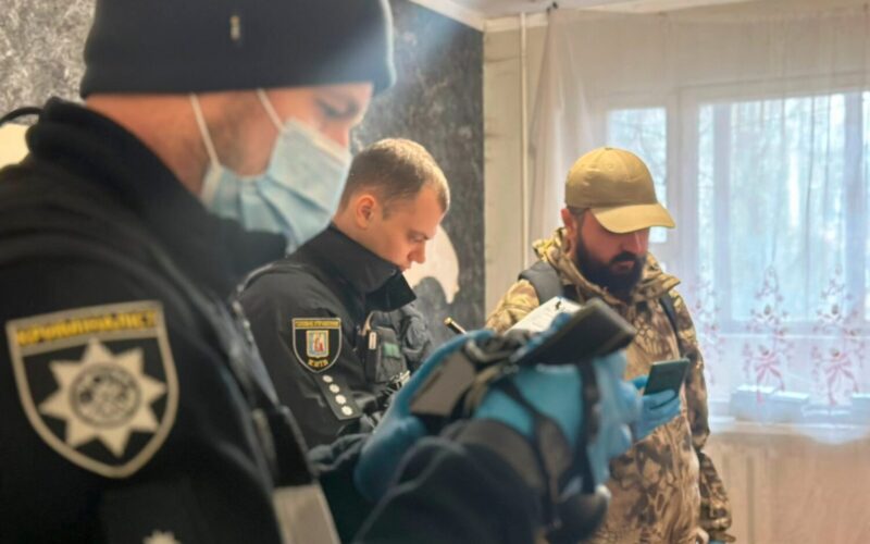 У Києві чоловік до смерті побив свою подругу під час застілля (фото)