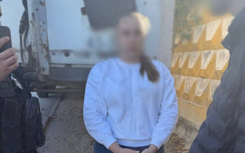 У Києві менеджерка компанії вигадала неіснуючий грабіж, щоб приховати привласнення коштів (фото)