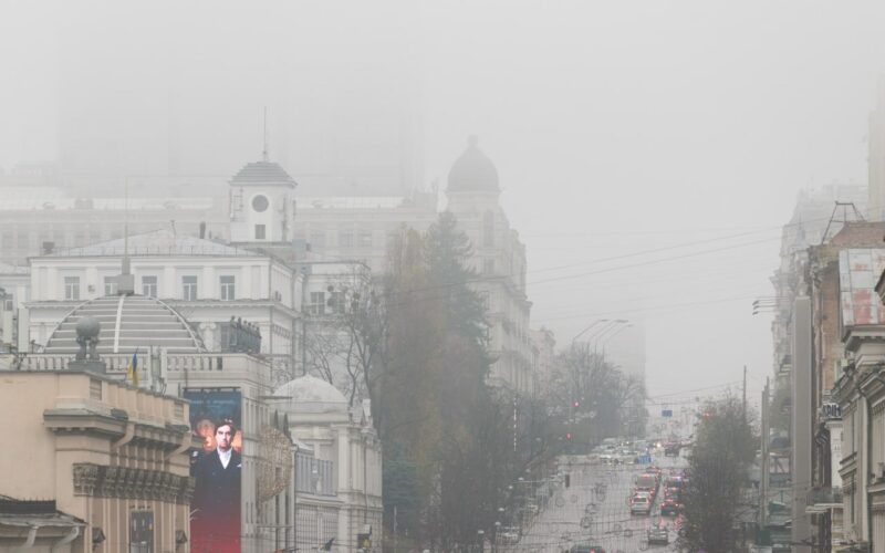 Прогноз погоди у Києві на 18 грудня: без опадів та з ранковим туманом