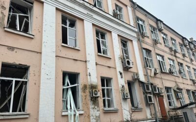 Будівля Міносвіти пошкоджена під час російської атаки на Київ 27 грудня
