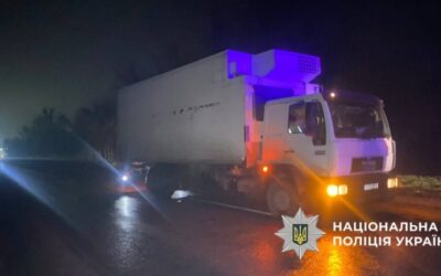 На Київщині водій вантажівки на смерть збив чоловіка