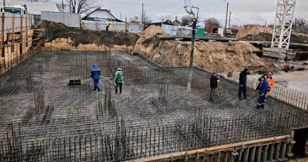 Будівництво нового 9-поверхового будинку в Бородянці на місці зруйнованої багатоповерхівки