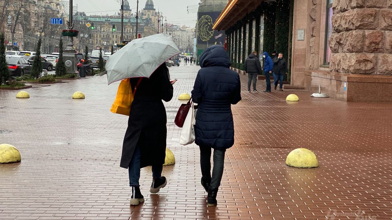 Прогноз погоди у Києві на 3 грудня: хмарно, невеликий дощ та до +6°С