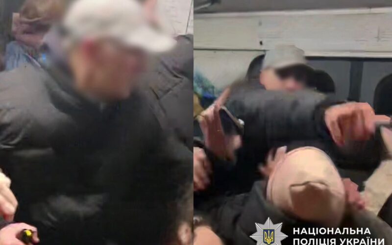 Бійка та розпилення газу: у київському метро затримали агресивного молодика (фото)