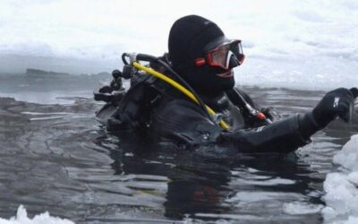 У ДСНС розповіли деталі унікальної спецоперації водолазів при -15°C на одній з ТЕЦ Києва (відео)