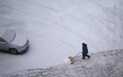 Кличко дав час до вечора прибрати сніг, інакше звернеться до Зеленського