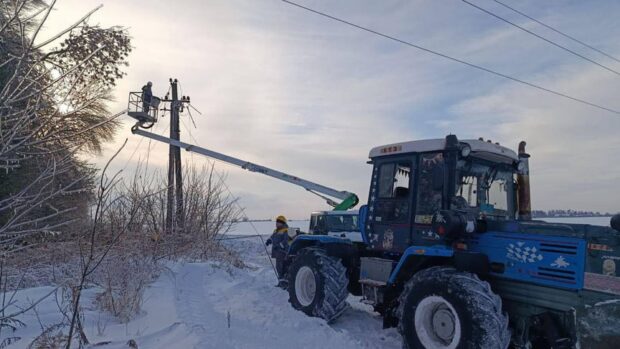 Енергетики Києва завершили етап аварійних робіт, переходять на графіки