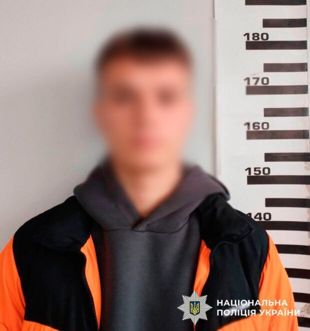 Поліція Києва припинила схему шахраїв з дронів для ЗСУ: затримано двох молодиків