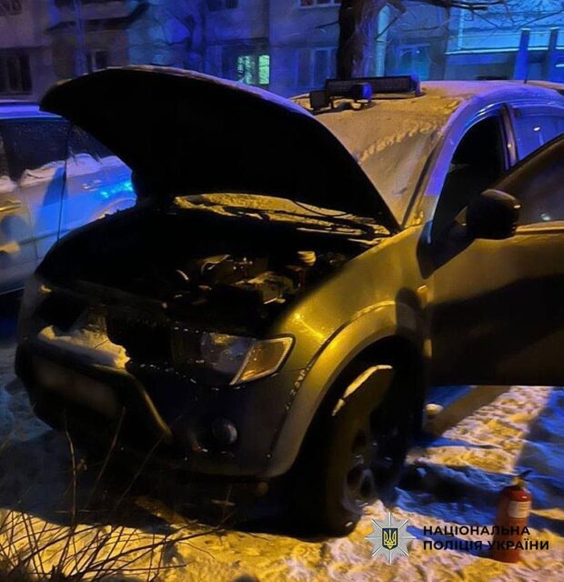 Поліція затримала підпалювача авто військового, замовленого РФ