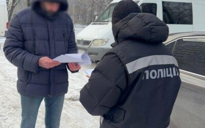 Привласнили 3,4 млн гривень, виділених на закупівлю генераторів для шкіл столиці: правоохоронці оголосили про підозру п’ятьом спільникам (фото)