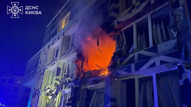 Російська атака на Київ 5 січня: медзаклад обстріляно, загинули люди