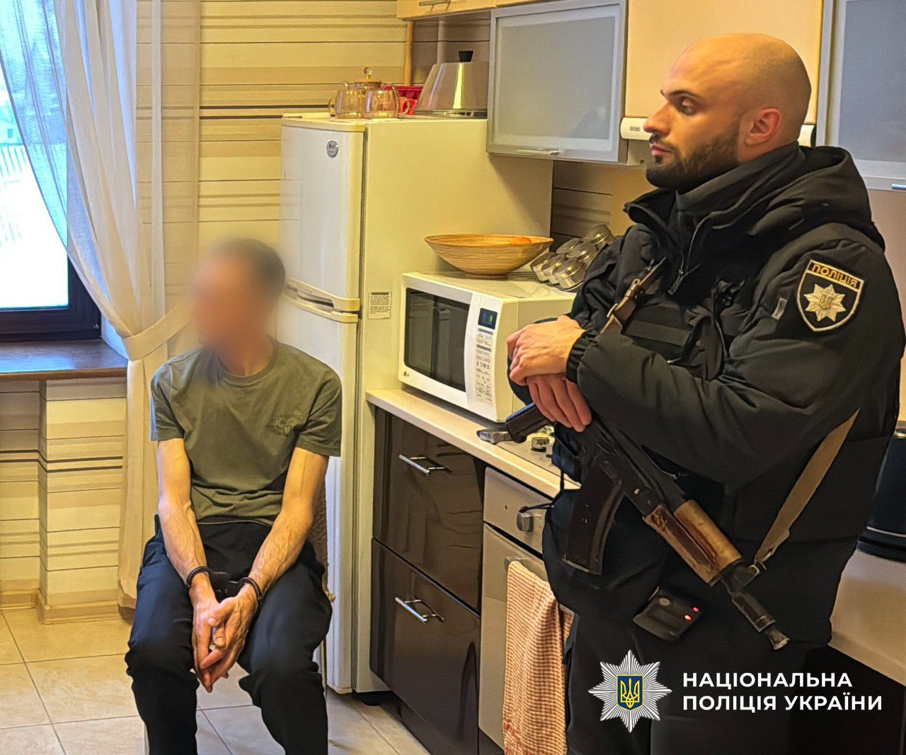 Чоловік задушив дружину в Шевченківському районі Києва: поліція затримала підозрюваного
