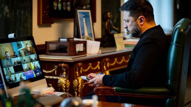 Зеленський про розбіжності у звітах щодо будинків без тепла в Києві