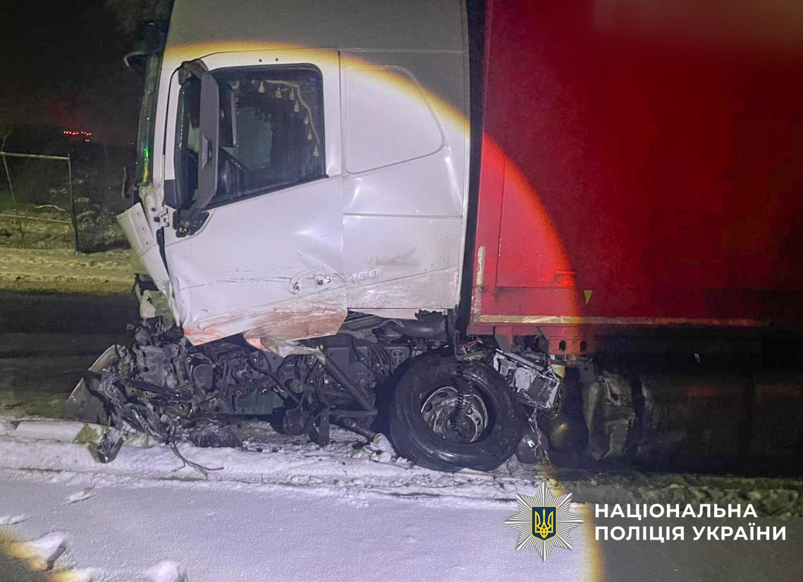 ДТП у Соломʼянському районі Києва: водій Lincoln загинув на Кільцевій дорозі