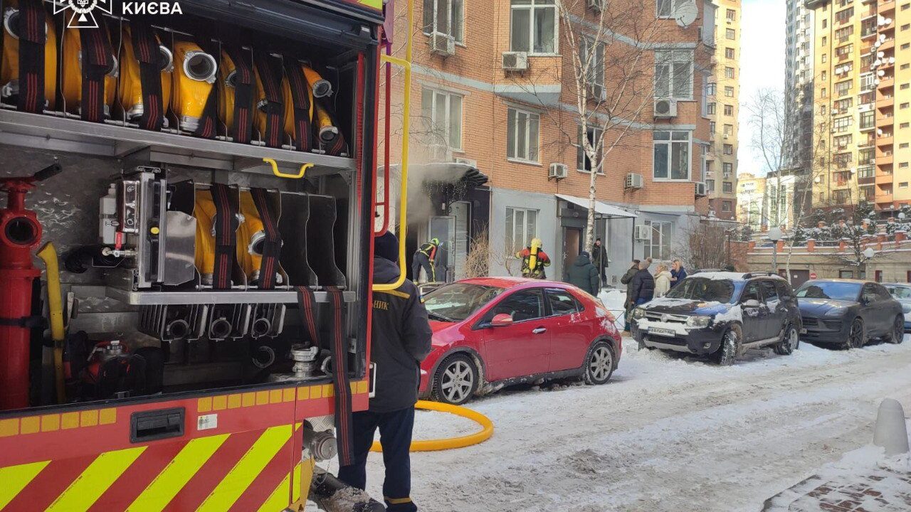 У київському салоні краси загорівся генератор