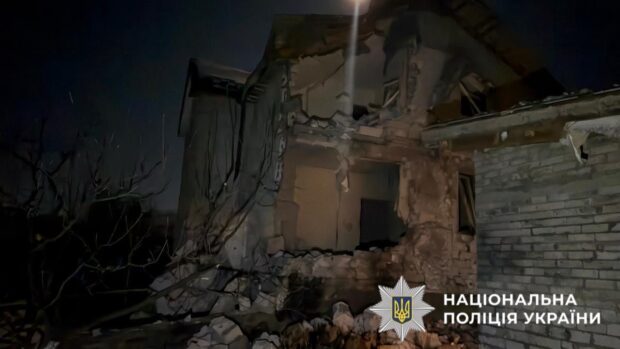 На Київщині внаслідок російської атаки пошкоджені будинки, поранено чоловіка