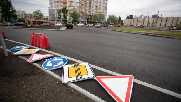 Розтрата 430 тис. грн на вигаданих дорожних роботах у Печерському районі Києва