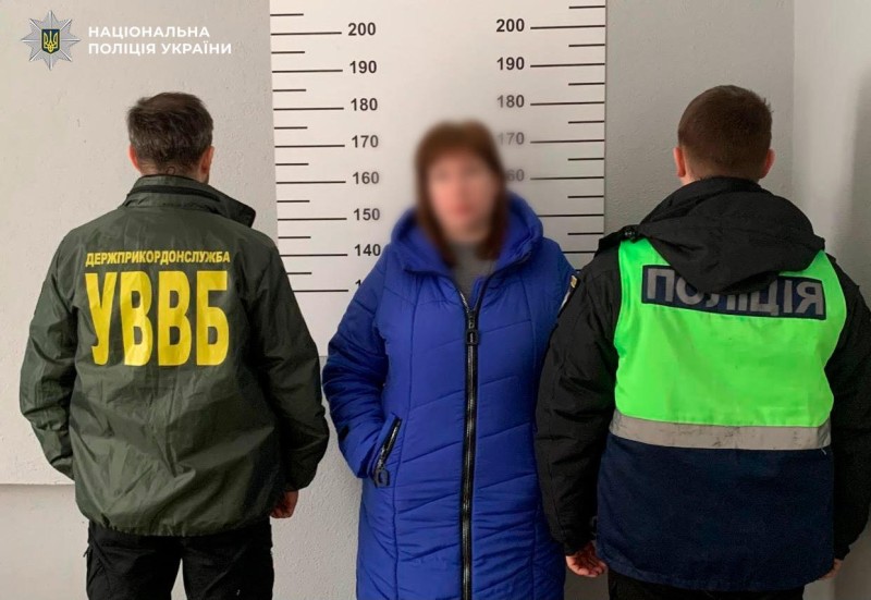 Киянка видала себе за матір новонародженої, щоб вивезти дитину: поліція повідомила про підозру