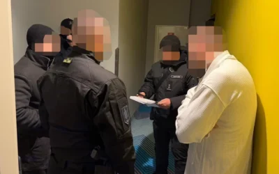 На Київщині офіцер ТЦК систематично бив військовозобов’язаних та робив відеонарізки своїх “звитяг”