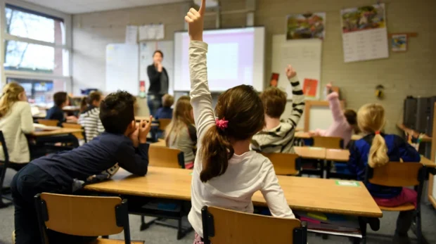 У Києві 237 шкіл працюють очно, 104 дистанційно – стан освіти 2 лютого