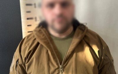 Військовослужбовець шахрайством видавив 5500 доларів за допомогу з переводом у тил
