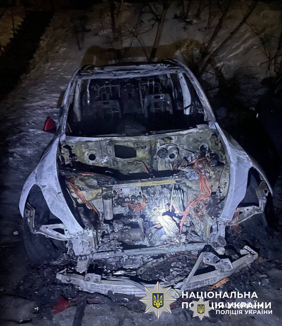 Киян затримали за підпалювання Tesla на замовлення російських спецслужб