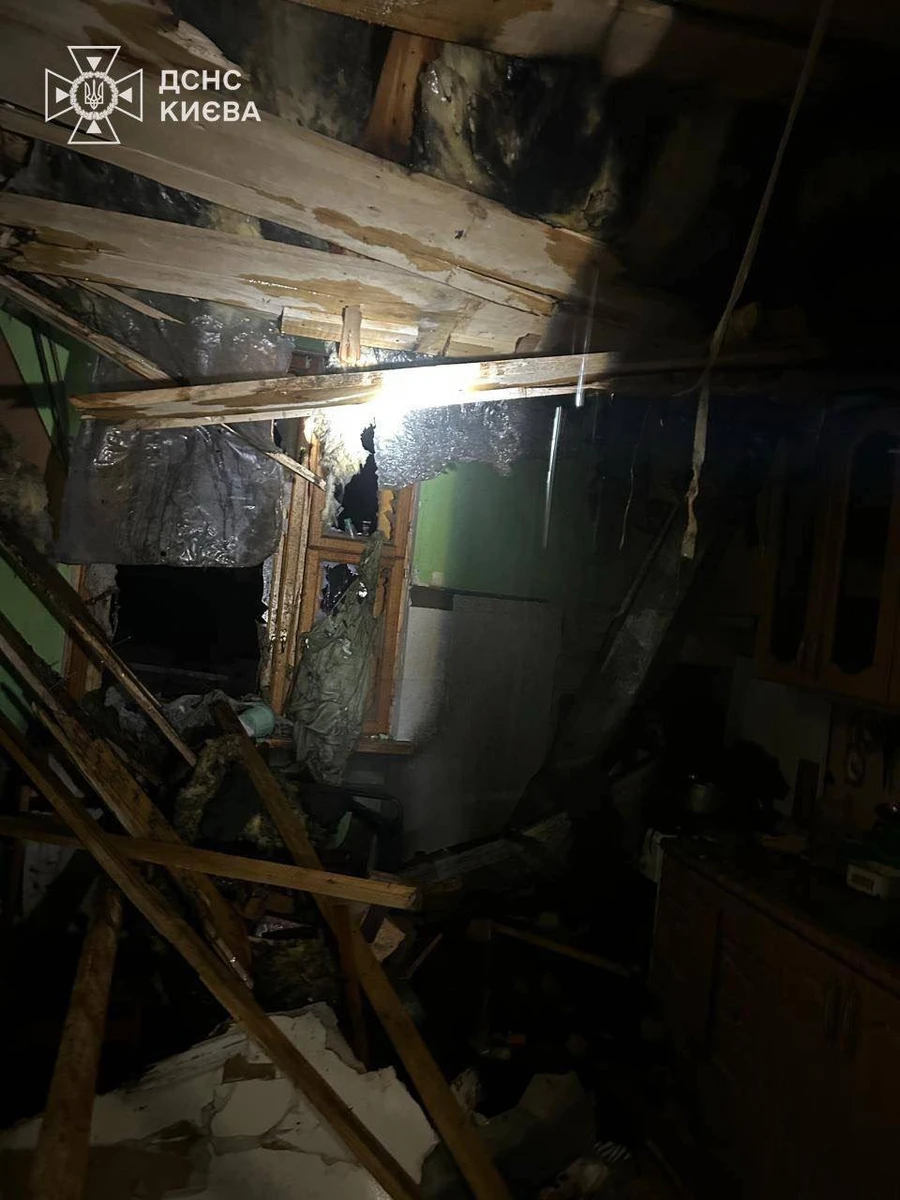 Пожежі в Київі 26 лютого: атака в Голосіївському, Печерському і Дарницькому