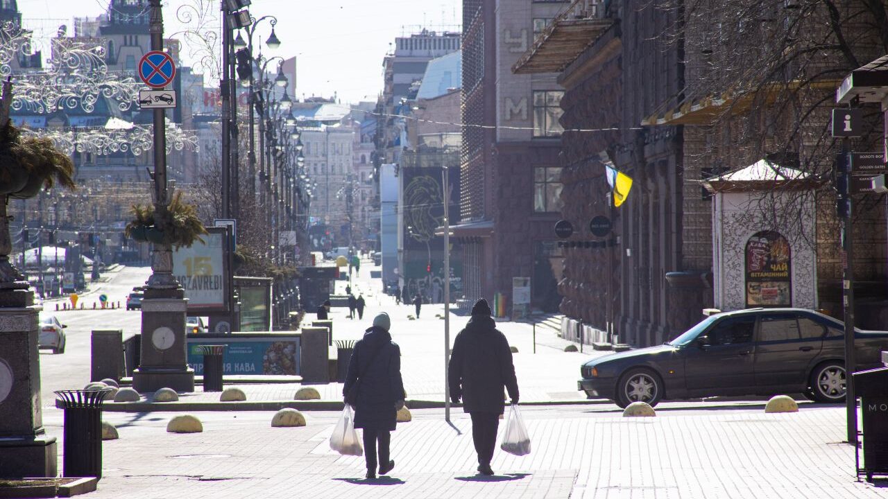 Київ 9 березня: зрив сесії Київради, побиття у метро, схеми в НАУ