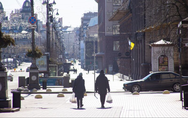 Київ 9 березня: зрив сесії Київради, побиття у метро, схеми в НАУ