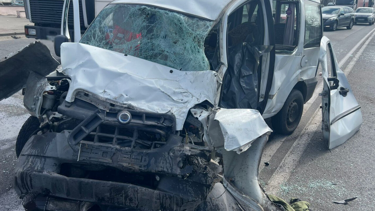 У Києві внаслідок ДТП загинув водій автівки