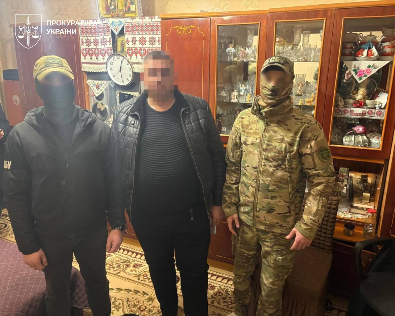 У Києві викрито російську агентурну мережу, яка готувала замовні вбивства військових і волонтерів
