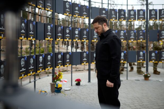 Річниця звільнення села Мощун на Київщині: президент вшанував пам'ять полеглих воїнів