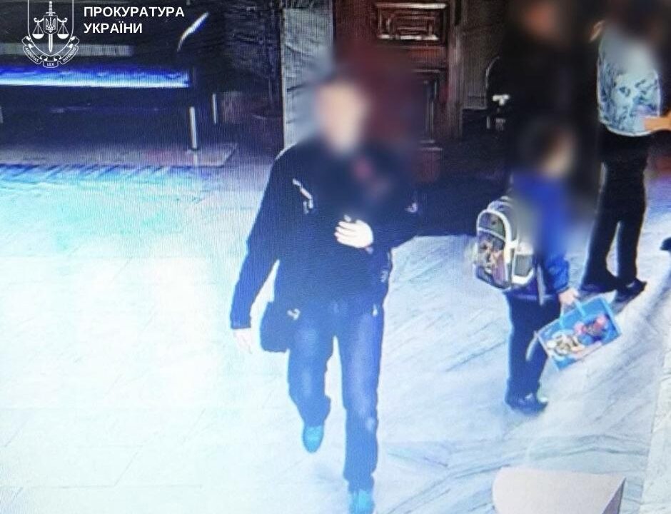 Чоловіку, який намагався зґвалтувати 8-річного хлопчика у шкільному туалеті в Києві, посилили покарання