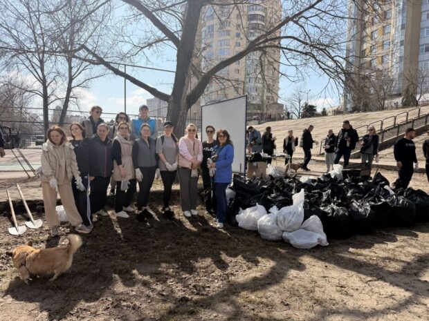 На Оболоні зібрали 27 тон сміття під час толоки