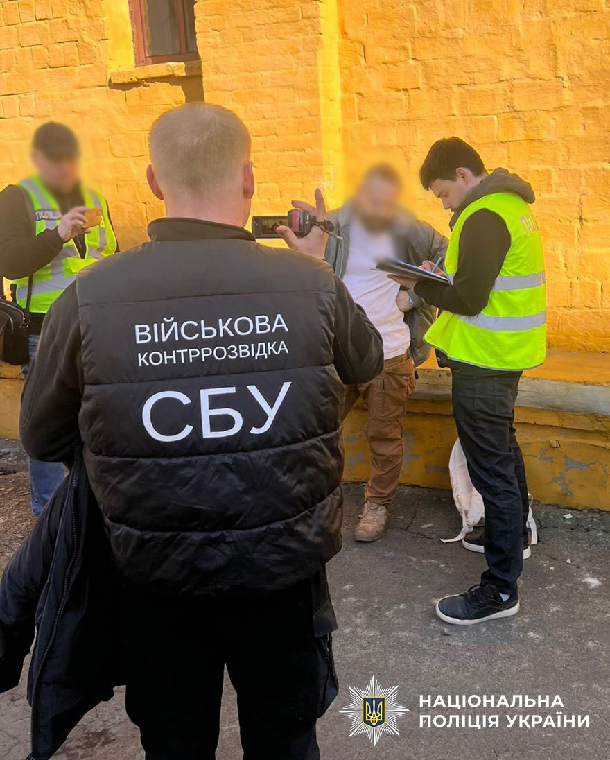 Офіцер ЗСУ вимагав $9 тисяч за переведення з передової – затриманий у Києві