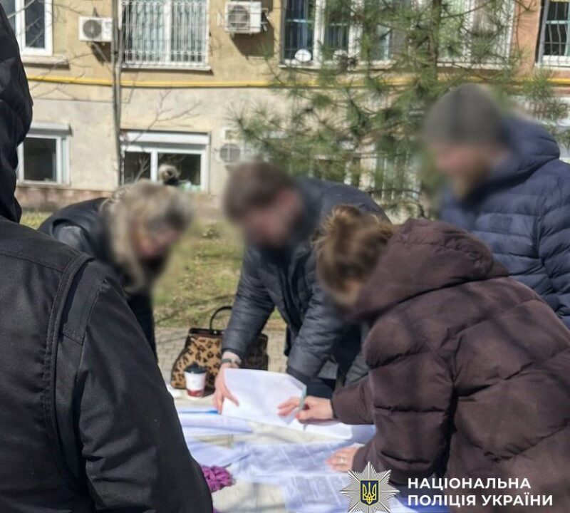 У Києві викрили підприємця, який за 6 тисяч доларів обіцяв зняти військовозобов’язаного з розшуку із фіктивним влаштуванням на підприємство