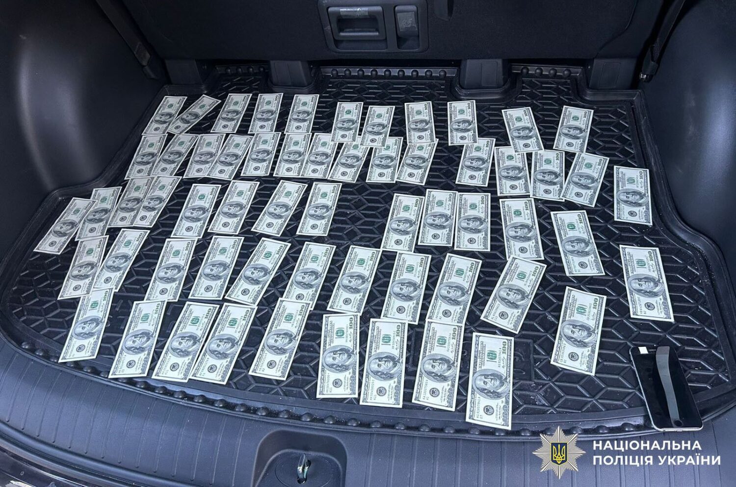 Офіцер ЗСУ вимагав $9 тисяч за переведення з передової – затриманий у Києві