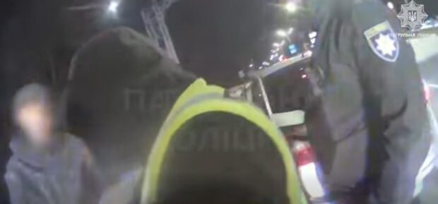 П’яний без прав тікав на авто: поліція затримала підлітка на Бориспільському шосе