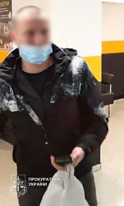 У Києві шахрай виманив 6 млн гривень у народної артистки начебто "на перевірку СБУ"