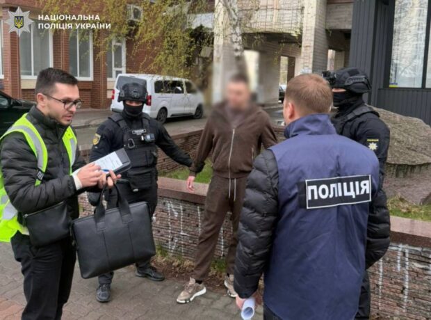 Киянин підкуповував тенісистів для договірних матчів: затримання поліцією