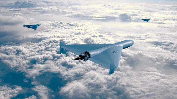 Київ атакували російські дрони: уламки на цвинтарі й недобудові, є постраждалий