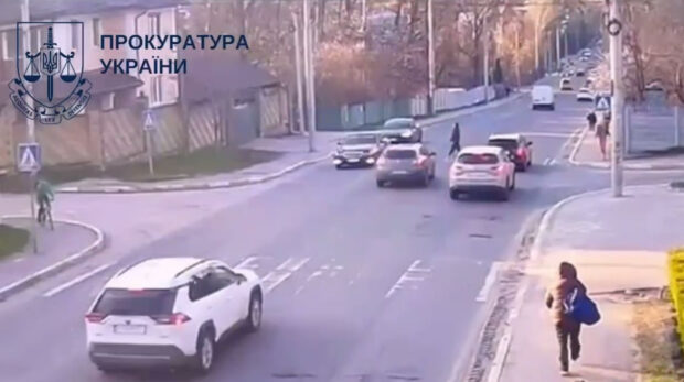 В Ірпені авто збило 13-річну дівчину — вона в комі, водія затримали