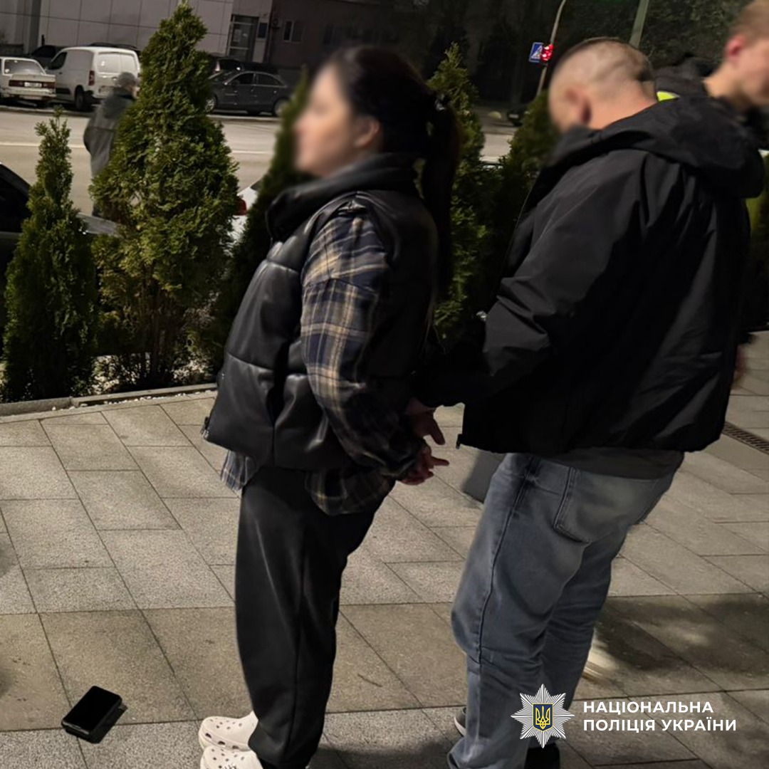 Затримали шахраї, які вимагали гроші за звільнення від мобілізації у Києві